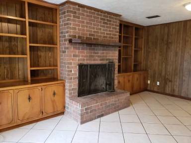 Main picture of 256 Escanaba Ave