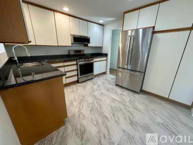 Main picture of 21822 6th Ave W