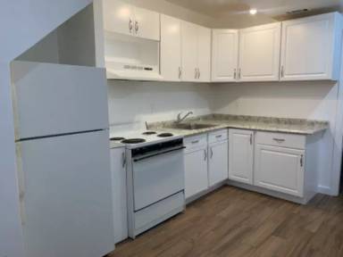 Main picture of 1852 5th St NW