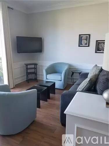 Main picture of 51 Macewen Dr