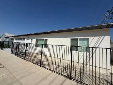 Main picture of 10959 Collins St