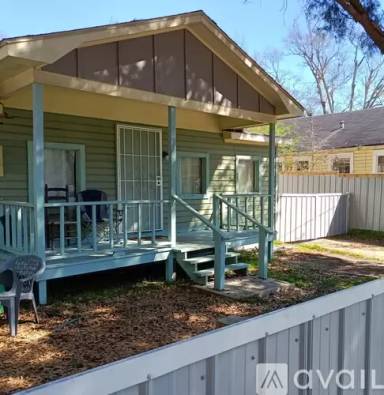Main picture of 1208 Alba St