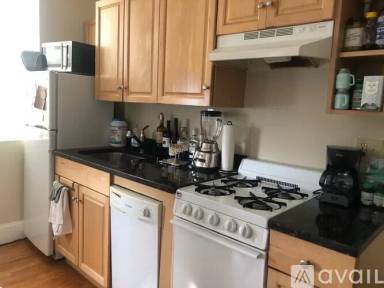 Main picture of 1189 Commonwealth Ave