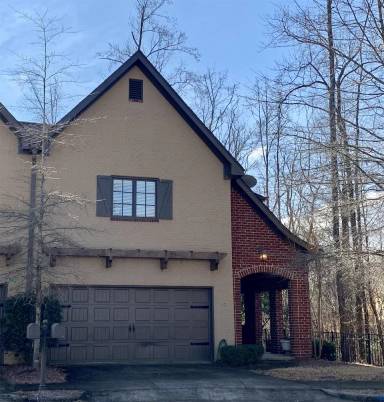 Main picture of 1121 Monaghan Dr