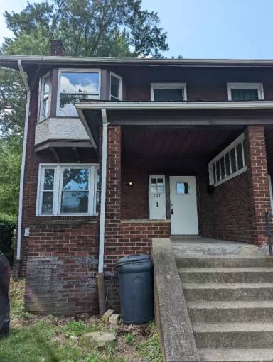 Main picture of 107 W Steuben St