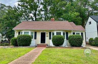 Main picture of 30 Pleasant Ridge Ave