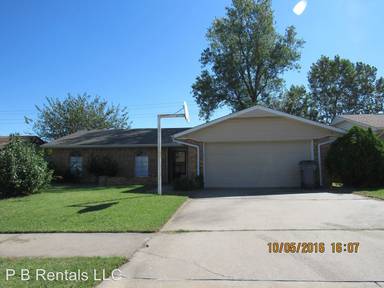 Main picture of 5308 NW Rotherwood Dr