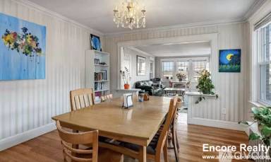 Main picture of 108-12 Colborne Rd