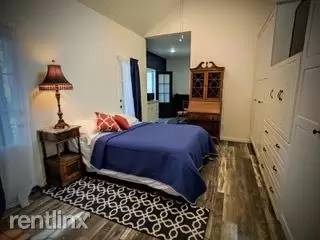 Main picture of 1390 Prevost St