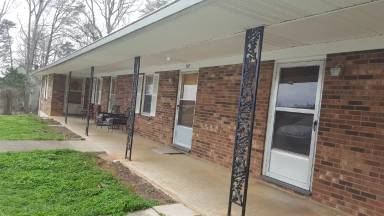 Main picture of 707 Country Club Rd