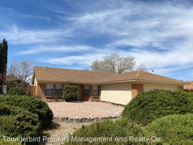Main picture of 5215 Overlook Dr NE