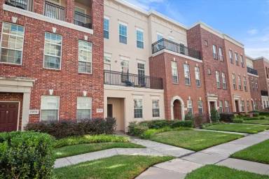 Main picture of 15822 Breedlove Pl