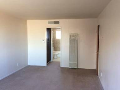 Main picture of 9420 Montrose Ct