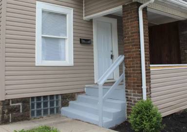 Main picture of 809 E Sycamore St