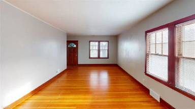 Main picture of 214 N 16th St