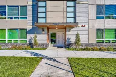 Main picture of 2330 Yakima Ct