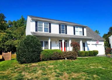 Main picture of 17734 Avenel Ln