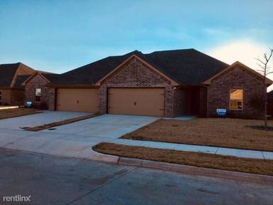 Main picture of 532 Landry Ct