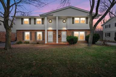 Main picture of 11827 W Diane Dr