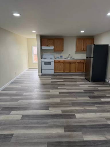 Main picture of 808 Annie Pearle Ln