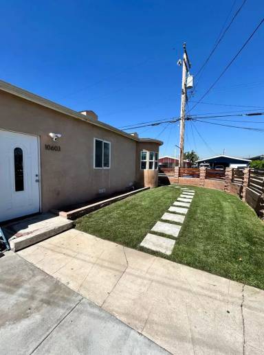 Main picture of 10603 S Osage Ave