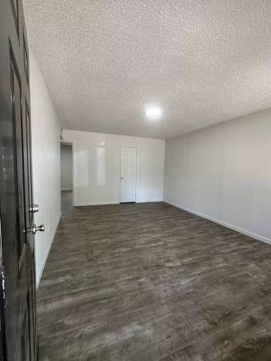 Main picture of 1002 Harris Dr