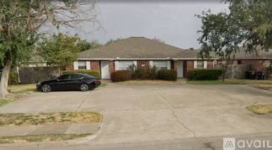 Main picture of Sara Street Duplexes