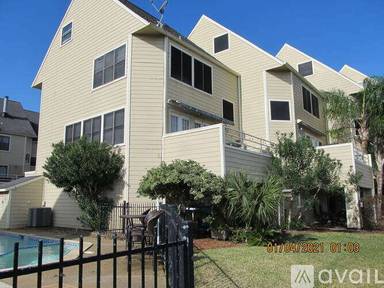 Main picture of 889 Davis Rd