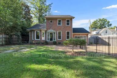 Main picture of 85 Lincoln Ct