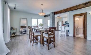 Main picture of 13 Bailey Ave
