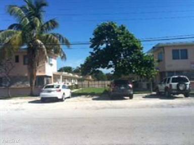 Main picture of 1695 NE 150th St