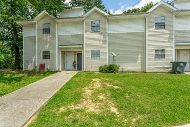 Main picture of 4965 Brighton Ln