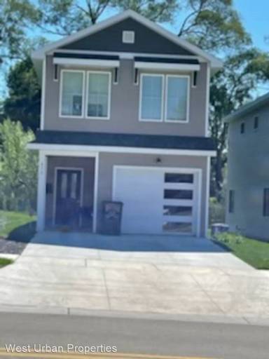 Main picture of 673 W Webster Ave