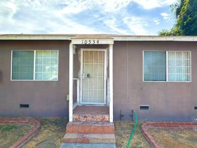 Main picture of 10532 Weigand Ave