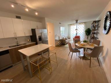 Main picture of 6700 SW 22 St