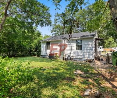 Main picture of 936 Martin Ave