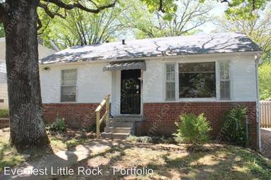 Main picture of 618 S Maple St