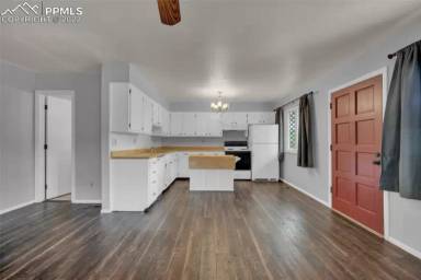 Main picture of 2516 W Dale St