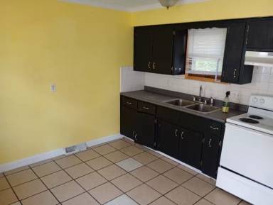 Main picture of 613 N 3rd St