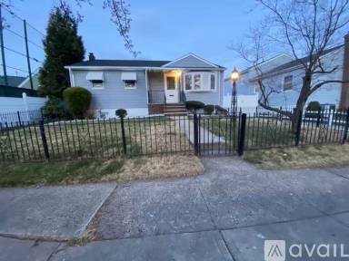 Main picture of 1079 Neck Ln