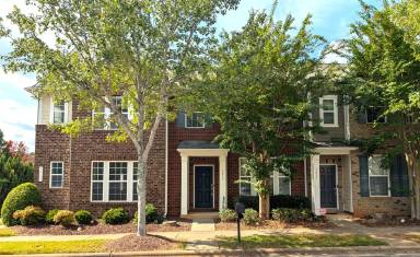 Main picture of 3017 Coventry Commons Dr