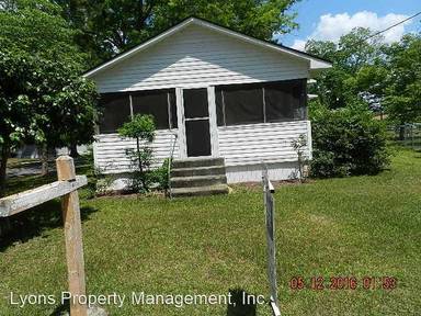 Main picture of 621 Mathis St