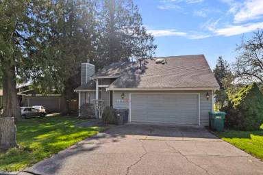 Main picture of 2212 N Trumpeter Dr