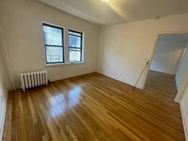 Main picture of 2078 31st St