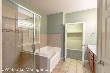 Main picture of Villas of Westridge