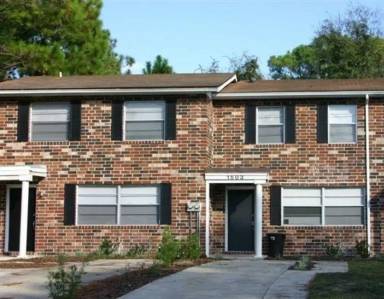Main picture of 1501 Jordan St