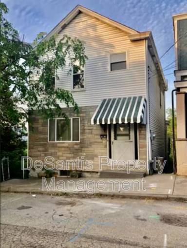 Main picture of 1505 Fleck St