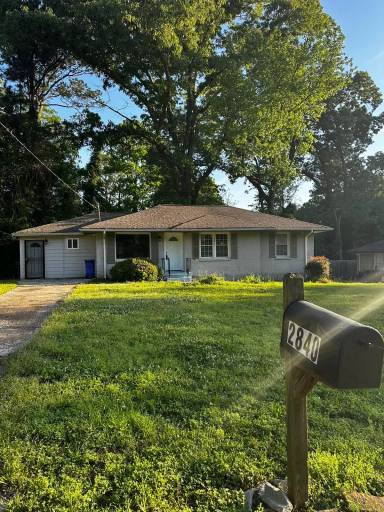 Main picture of 2840 Mitchell Dr