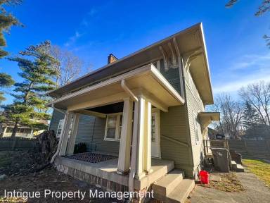 Main picture of 825 E 36th St