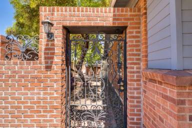 Main picture of 2724 N Gill Ave
